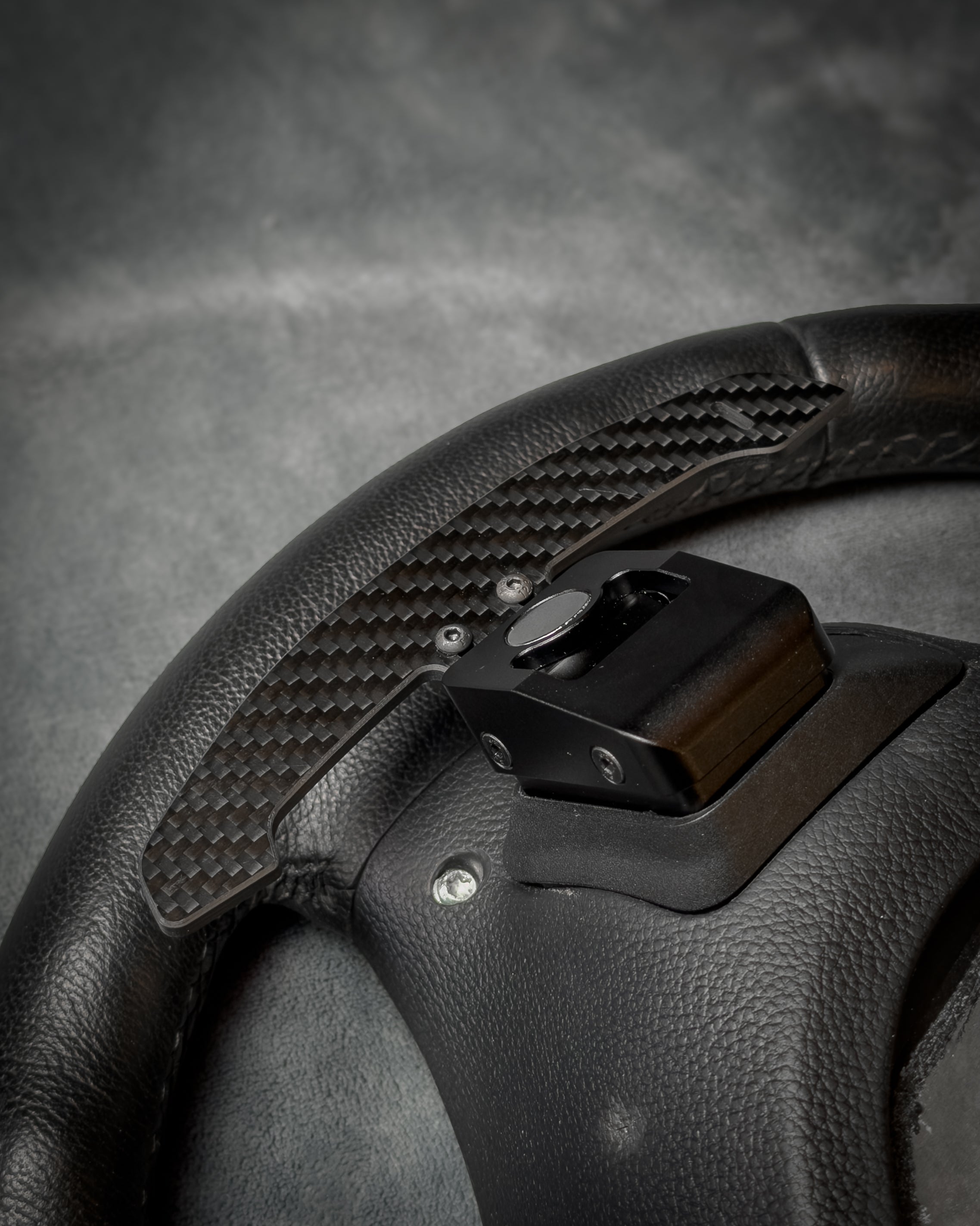 Carbon Fiber Magnetic Paddle Shifters – E90/E92 3 Series LCI (2009–2011)